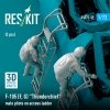 RESKIT RSF72-0059 F-105 (F, G) Thunderchief male pilots on access ladder (2 pcs) (3D Printed) (1/72)